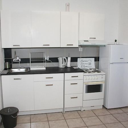 Apartman Zen Lägenhet Osijek Exteriör bild