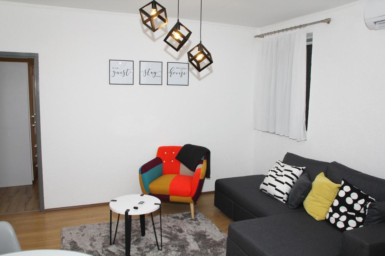 Apartman Zen Lägenhet Osijek Exteriör bild